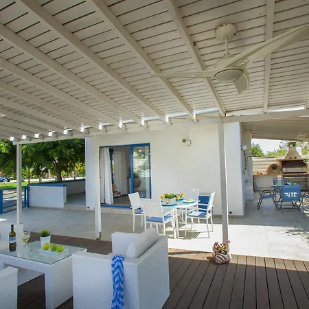 Nicol 31 Villa