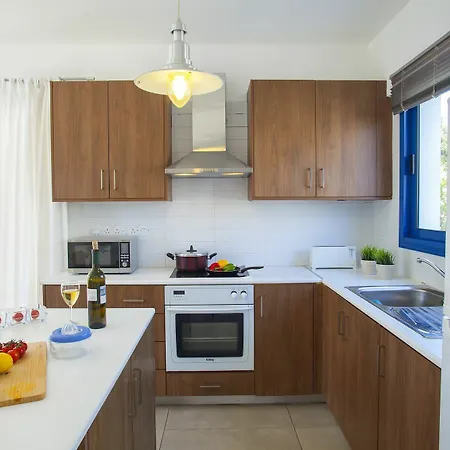 Villa Nicol 31 Pernera